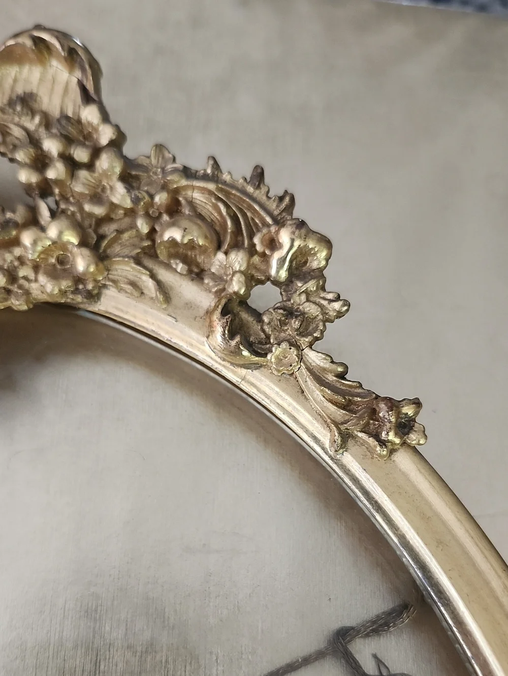 Antique Louis XVI Style Gilded Ornate Gold Oval Picture Frame with Floral Crest